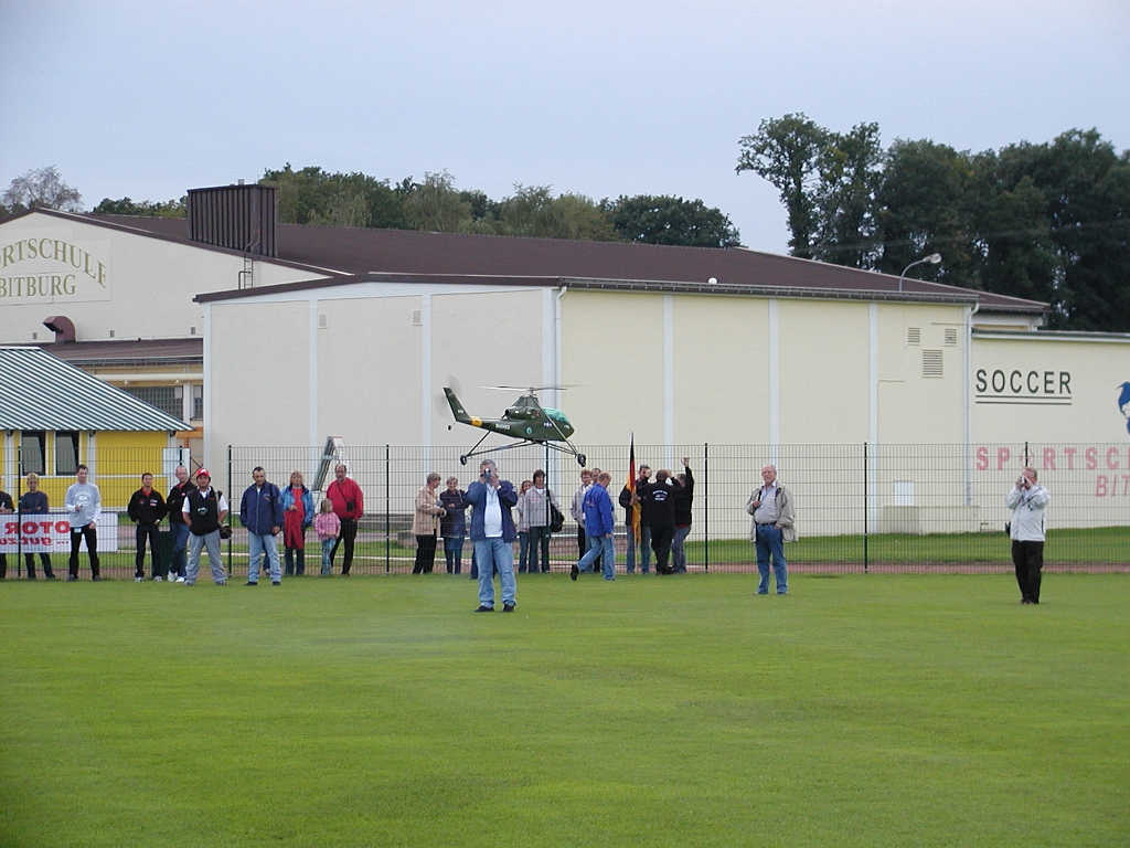 Hegi-Cobra : Schauflug von Ewald Glanzer während der F3C EM in Bitburg